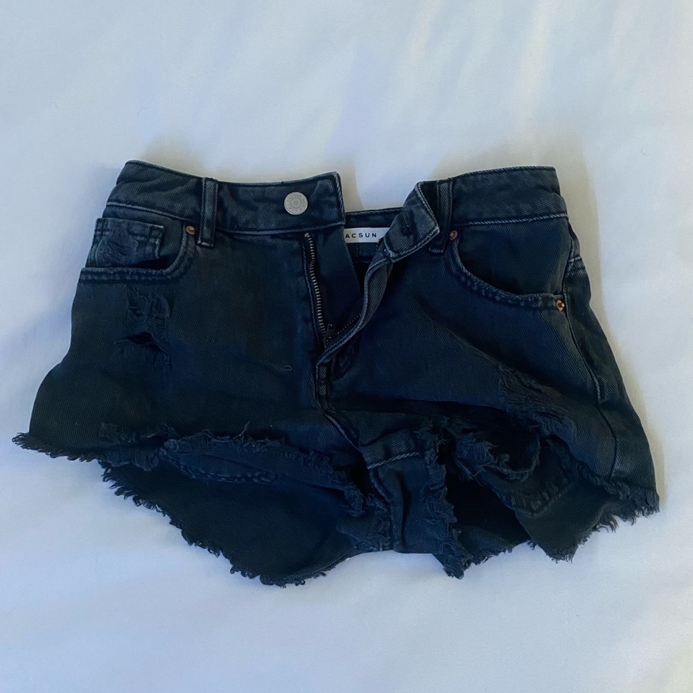 Pacsun black jean shorts size 22